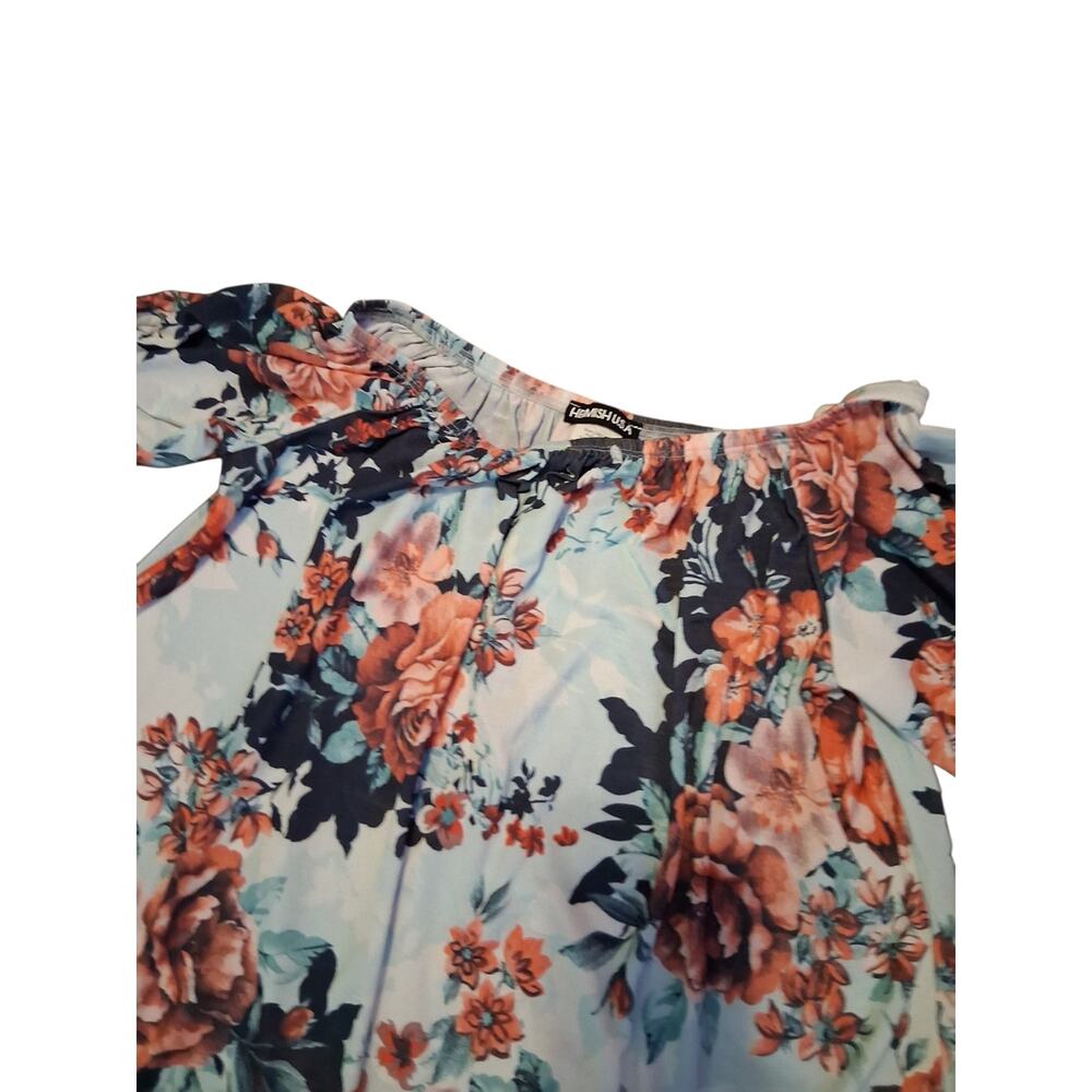 HEIMISH USA Off-Shoulder Floral Blouse in Light Blue and Coral Cottagecore Boho - Picture 4 of 7